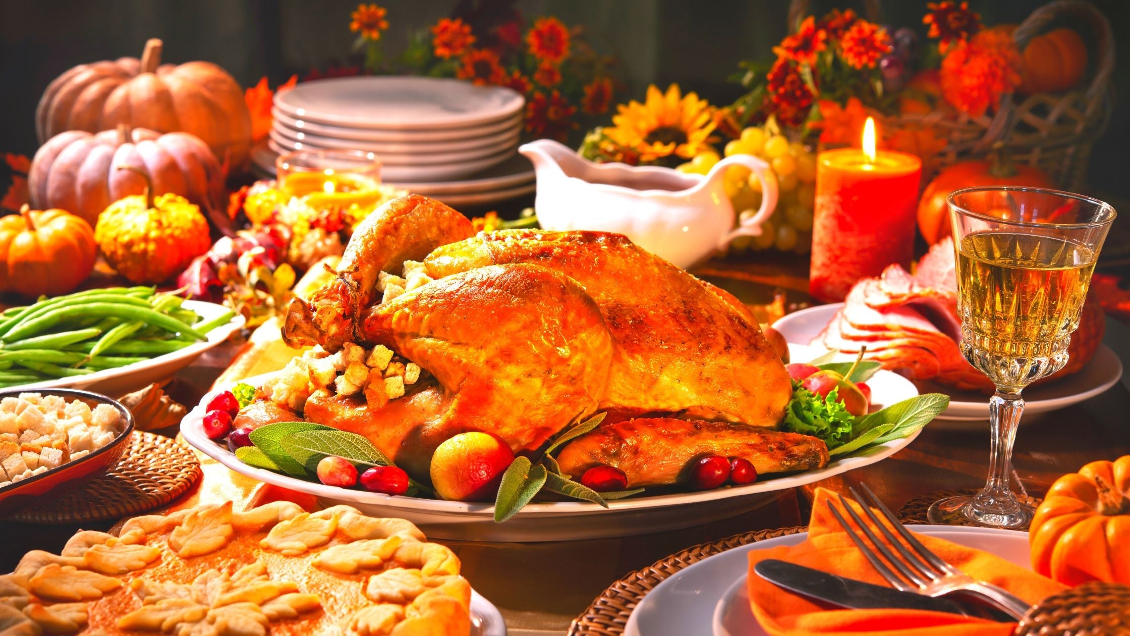 thanksgiving food on table