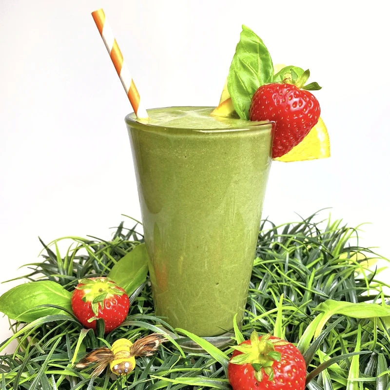 Strawberry Caprese Green Smoothie Lifestyle - Strawberry Smoothie - Strawberry Spinach Smoothie - Frozen Garden